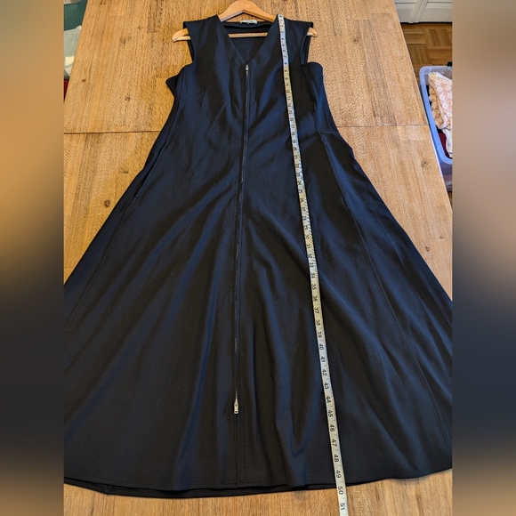 COS ZIP-FRONT V-NECK BLACK MIDI FLARE DRESS Sleeveless Size 14 - Picture 8 of 16